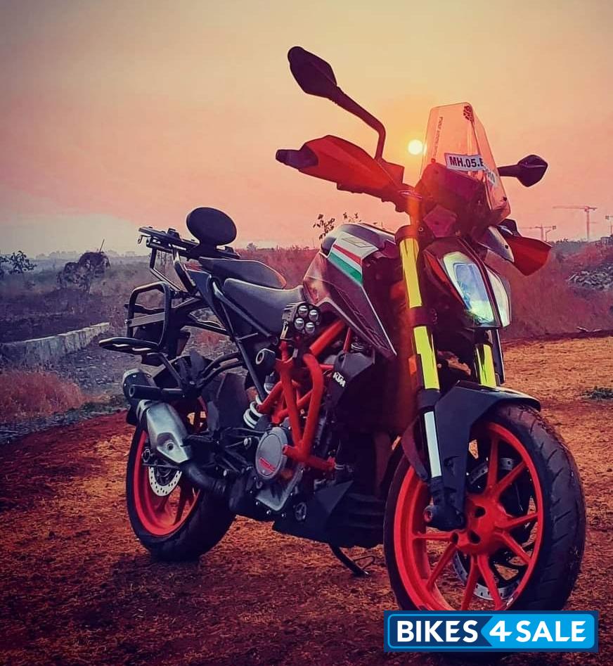 Grey And Orange KTM Duke 390 BS6