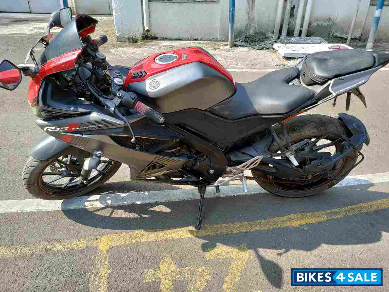 Grey Yamaha YZF R15 V3