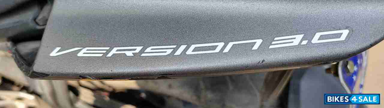 Grey Yamaha YZF R15 V3