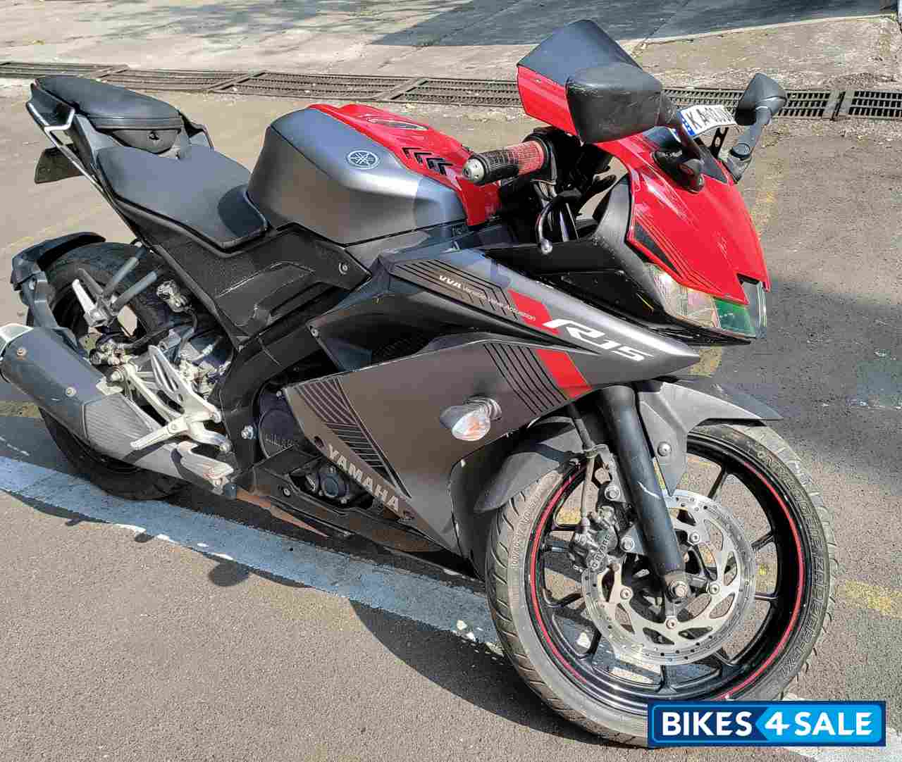 Grey Yamaha YZF R15 V3
