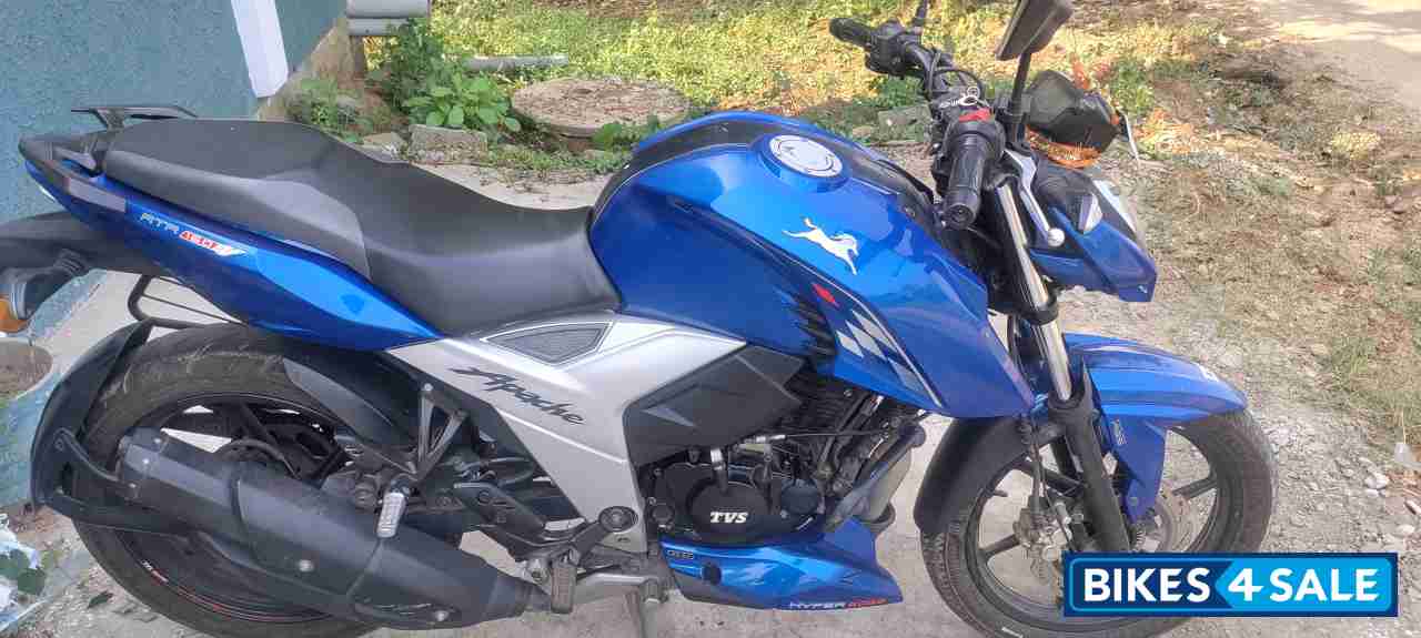 Blue TVS Apache RTR 160 4V BS6
