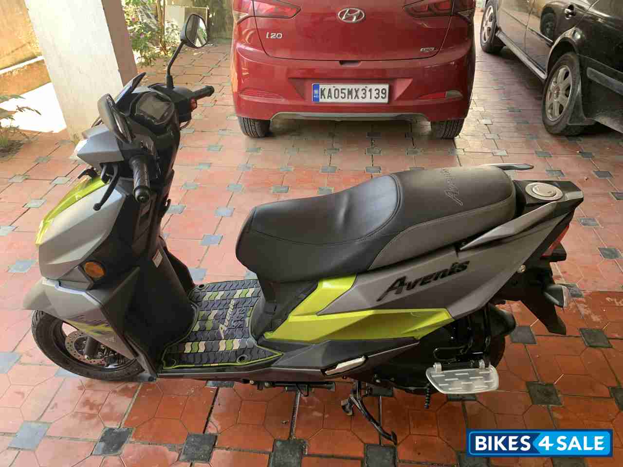 Suzuki Avenis 125 Ride Connect Edition