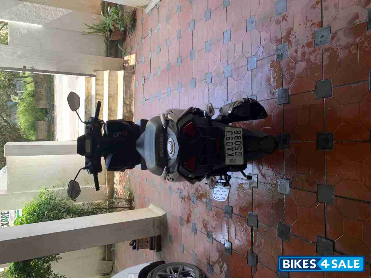 Suzuki Avenis 125 Ride Connect Edition Suzuki Avenis 125 Ride Connect Edition