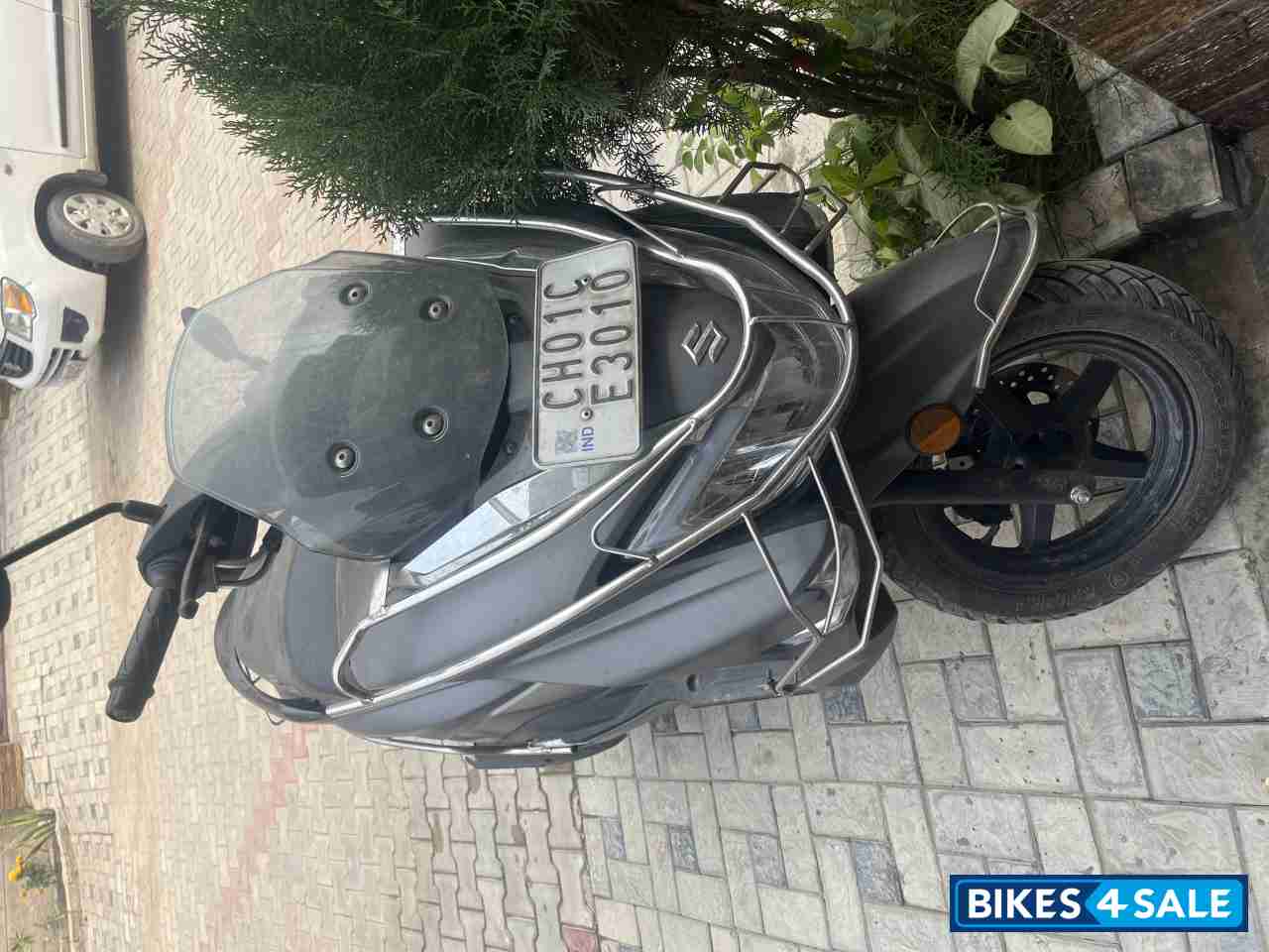 Suzuki Burgman Street Bluetooth Enabled Suzuki Burgman Street Bluetooth Enabled