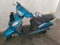 Cyan Blue Yamaha Fascino