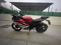 Yamaha YZF R15 V2