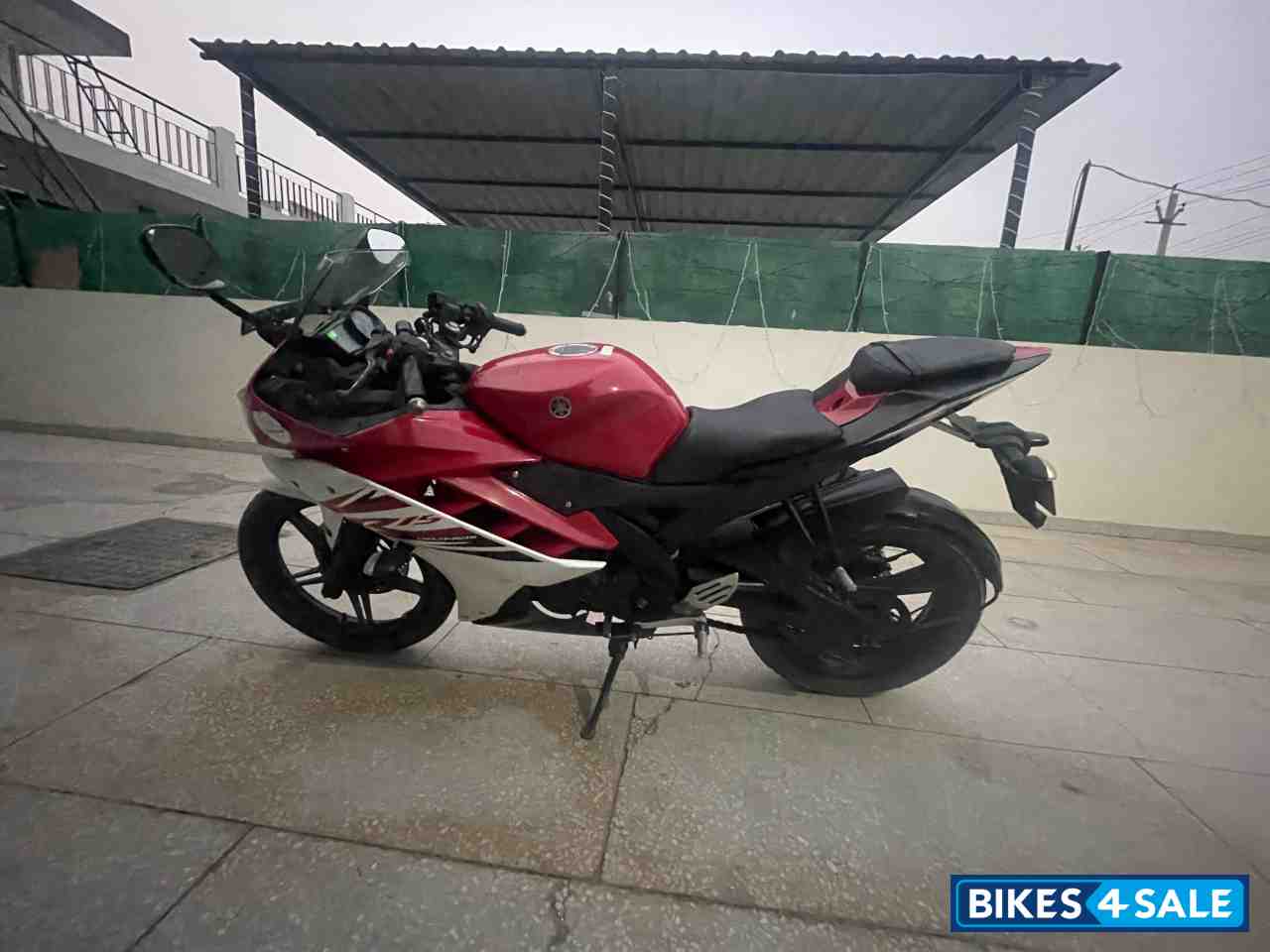 Yamaha YZF R15 V2