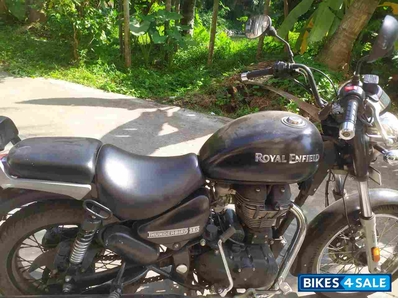 Stone Royal Enfield Thunderbird 350