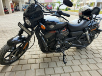 Black Harley Davidson Street 750