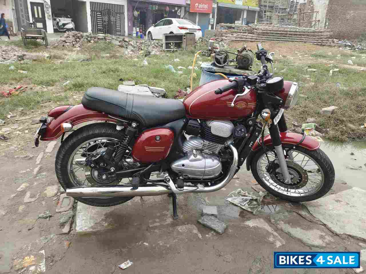 Comet Red Jawa forty two