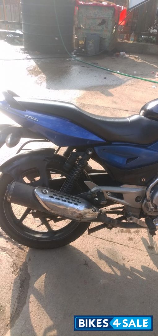Blue Bajaj Pulsar 150