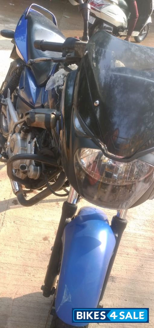 Blue Bajaj Pulsar 150