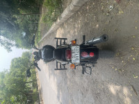 Black Royal Enfield Thunderbird 350