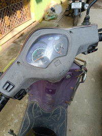Grey Honda Activa i