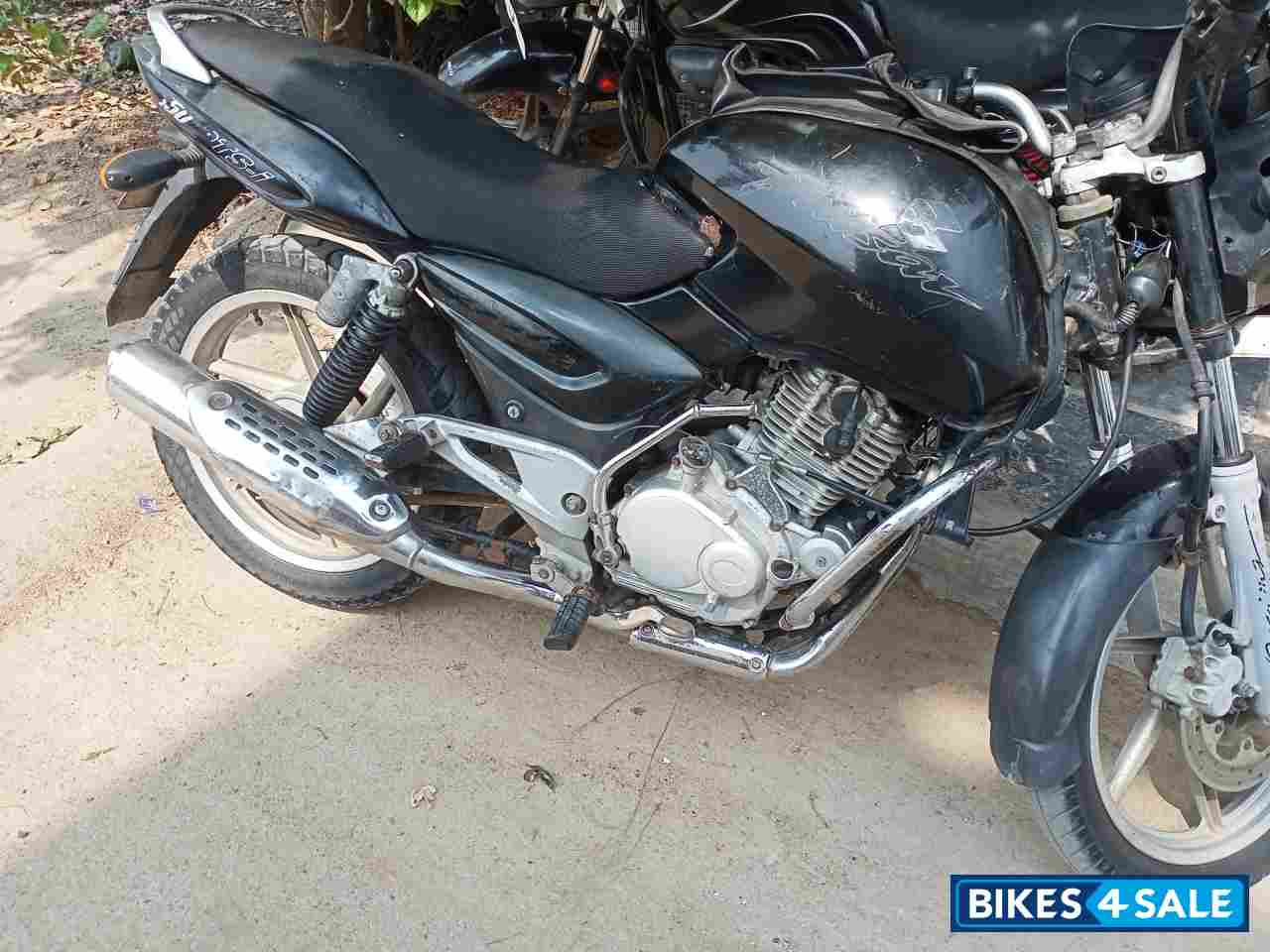 Black Bajaj Pulsar 150 DTSi