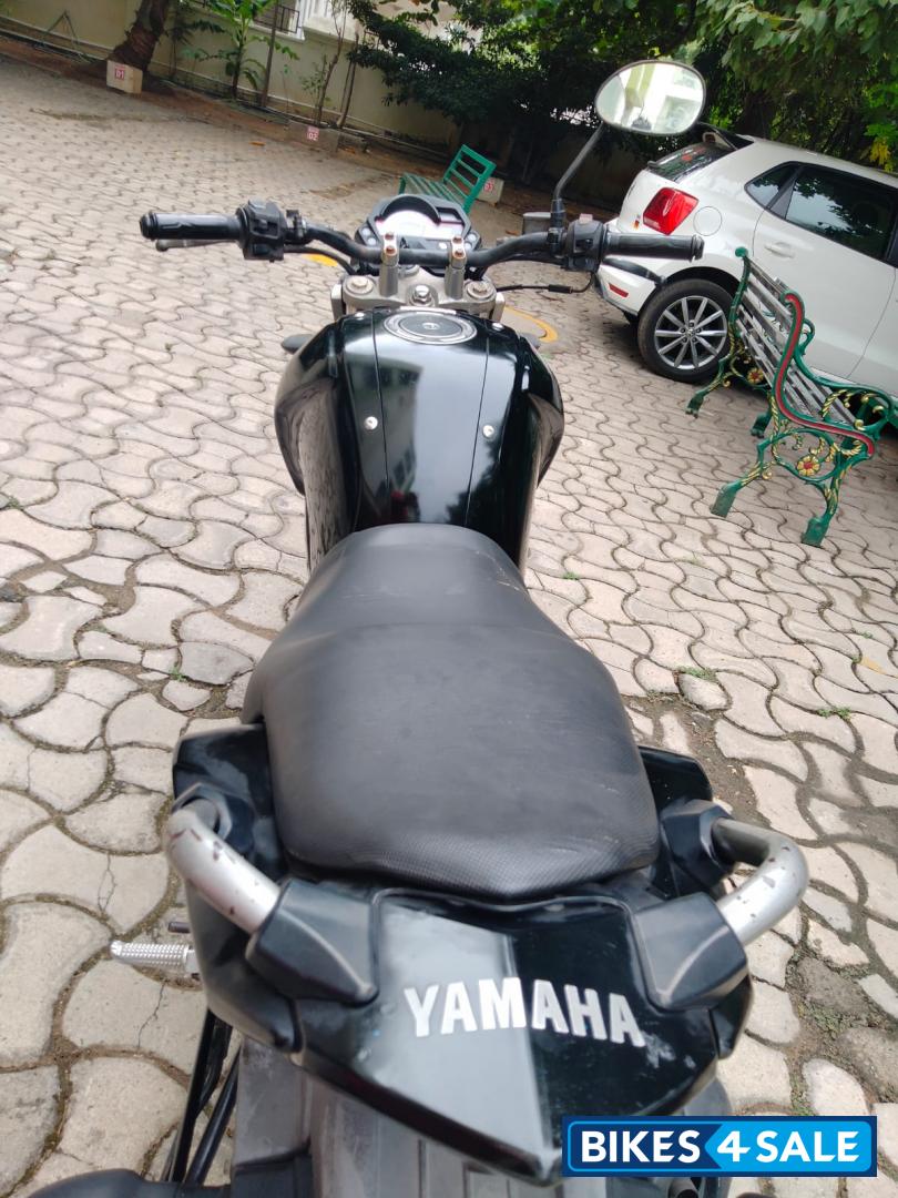 Black Yamaha FZ16