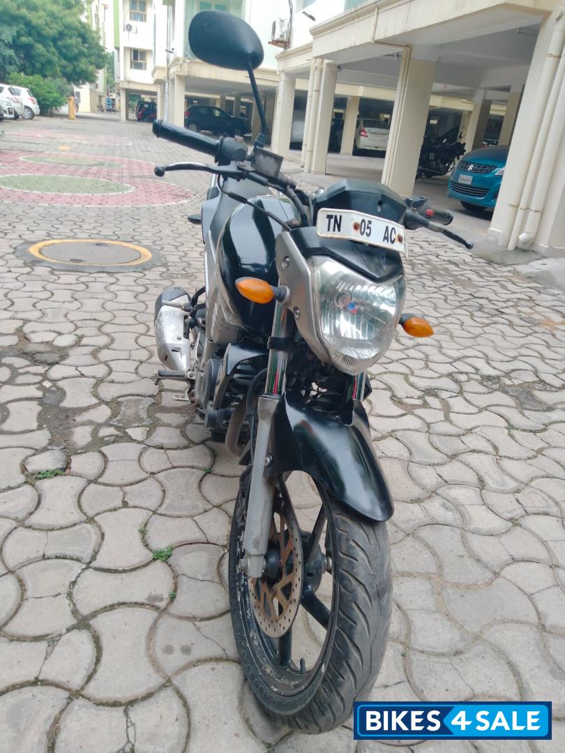 Black Yamaha FZ16