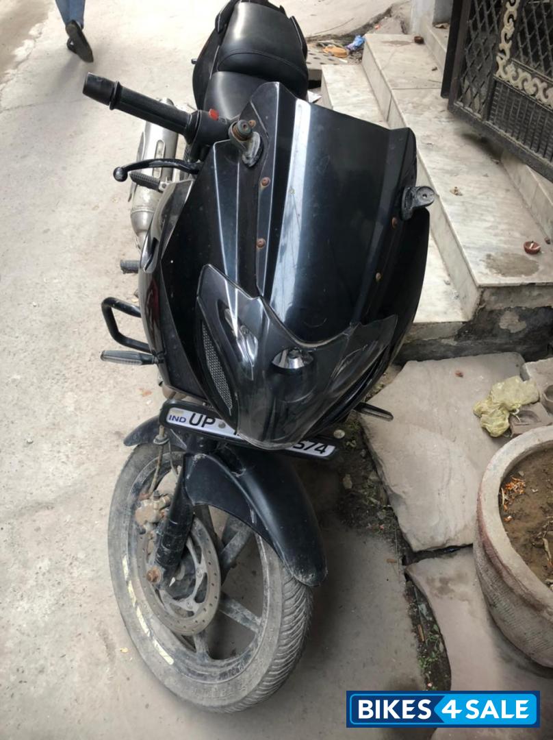 Bajaj Pulsar 220F