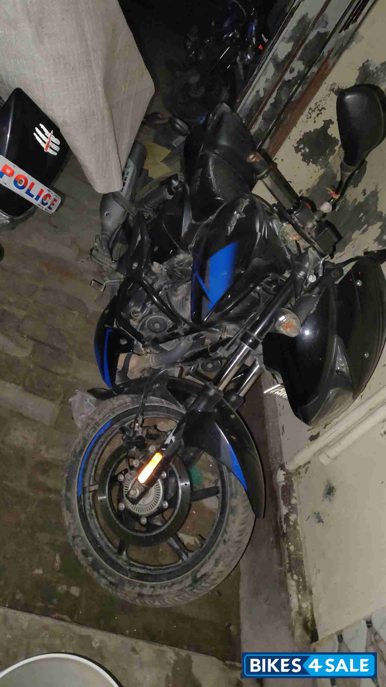 Blue And Black Bajaj Pulsar 150 Twin Disc BS6