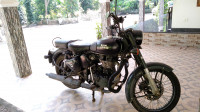Stealth Black Royal Enfield Classic Stealth Black