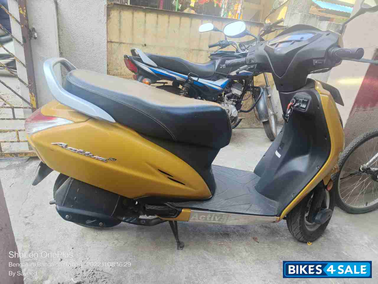 Dazzling Yellow Honda Activa 5G