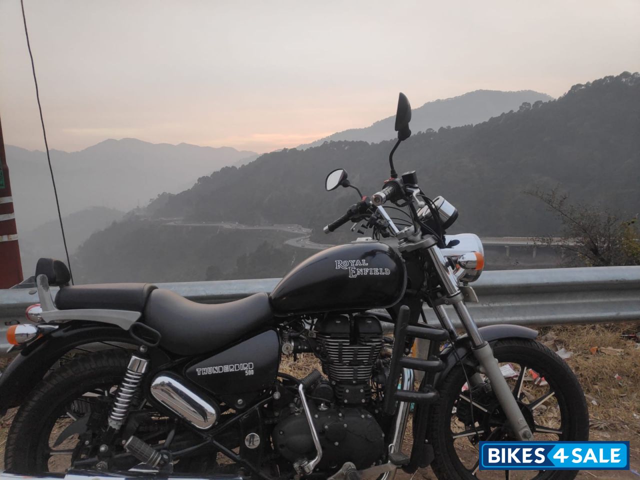 Black Royal Enfield Thunderbird 500