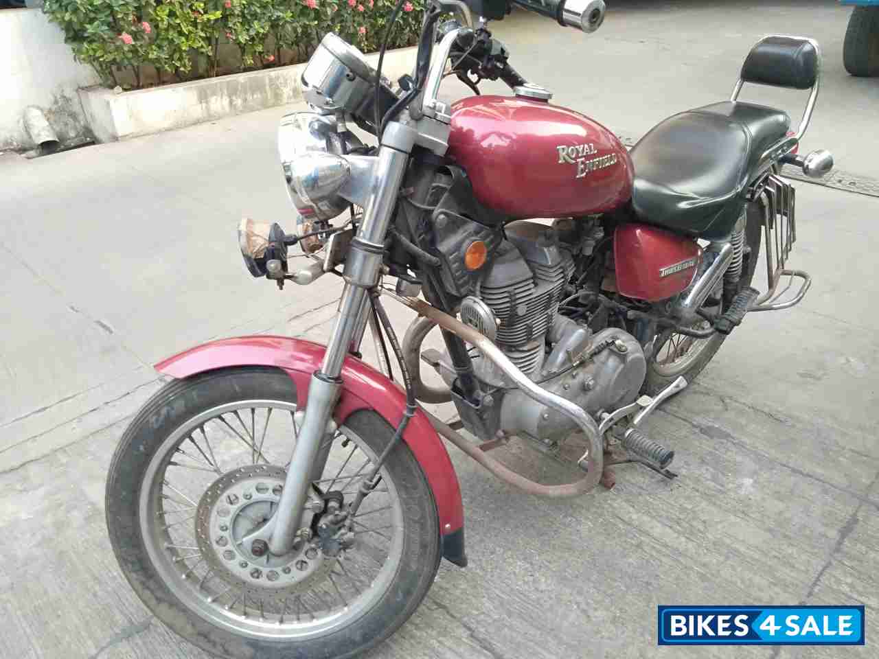 Royal Enfield Thunderbird TwinSpark 350 Royal Enfield Thunderbird TwinSpark 350