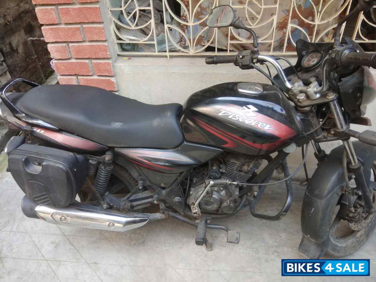 Bajaj Discover DTSi 150