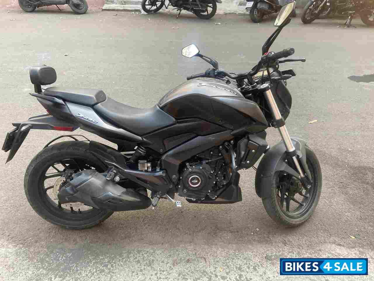 Bajaj Dominar 250