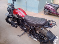 Yezdi Scrambler Dual Tone