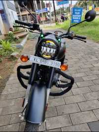 Royal Enfield Classic Stealth Black 2020 Model