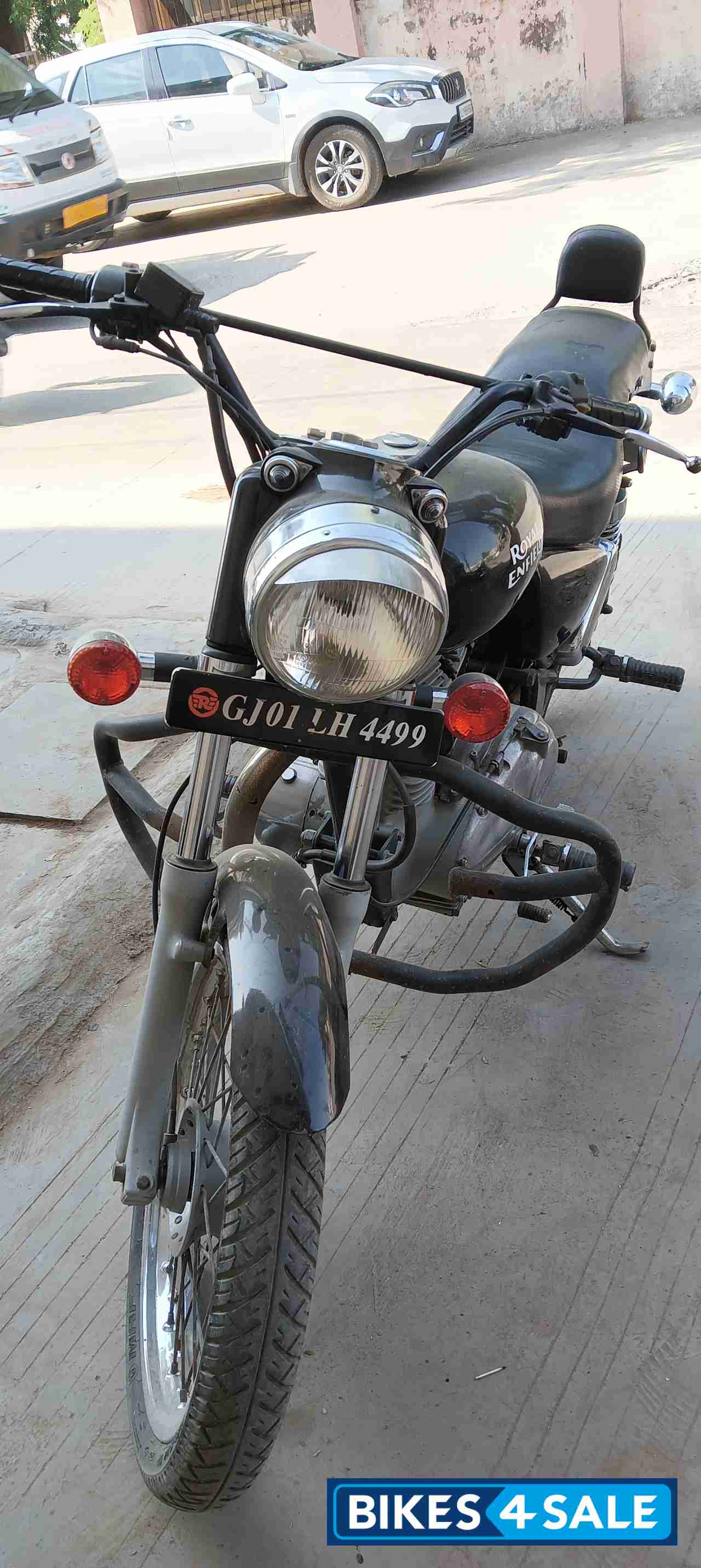 Black Royal Enfield Bullet Electra