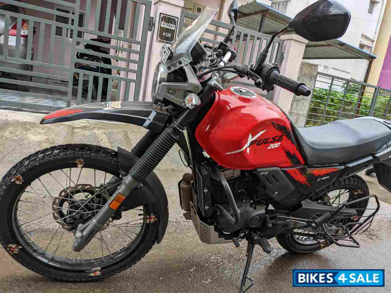 Red Hero XPulse 200 BS6