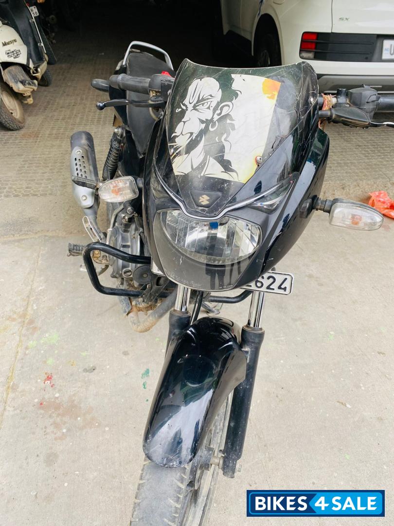 Black Bajaj Pulsar 150 Neon