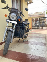 Royal Enfield Thunderbird 350