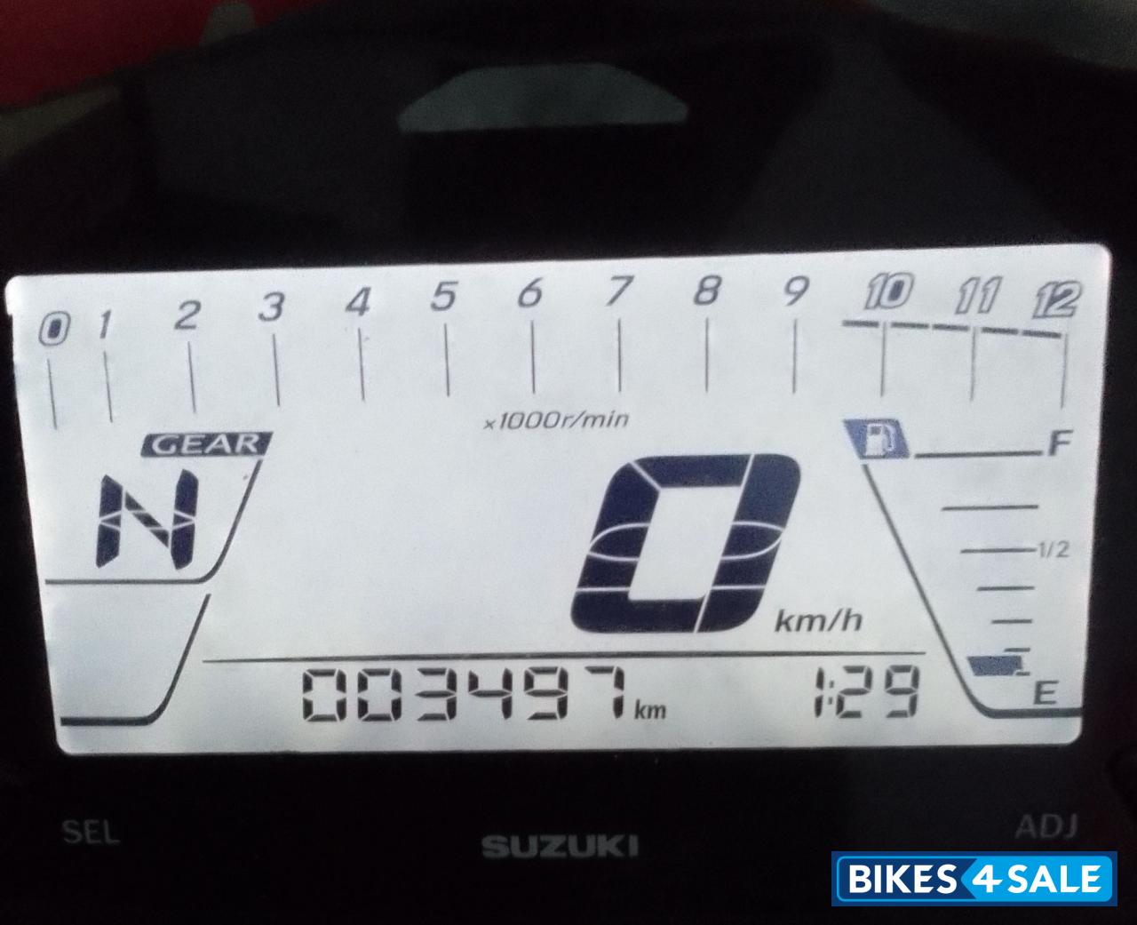 Red Suzuki Gixxer SF BS6