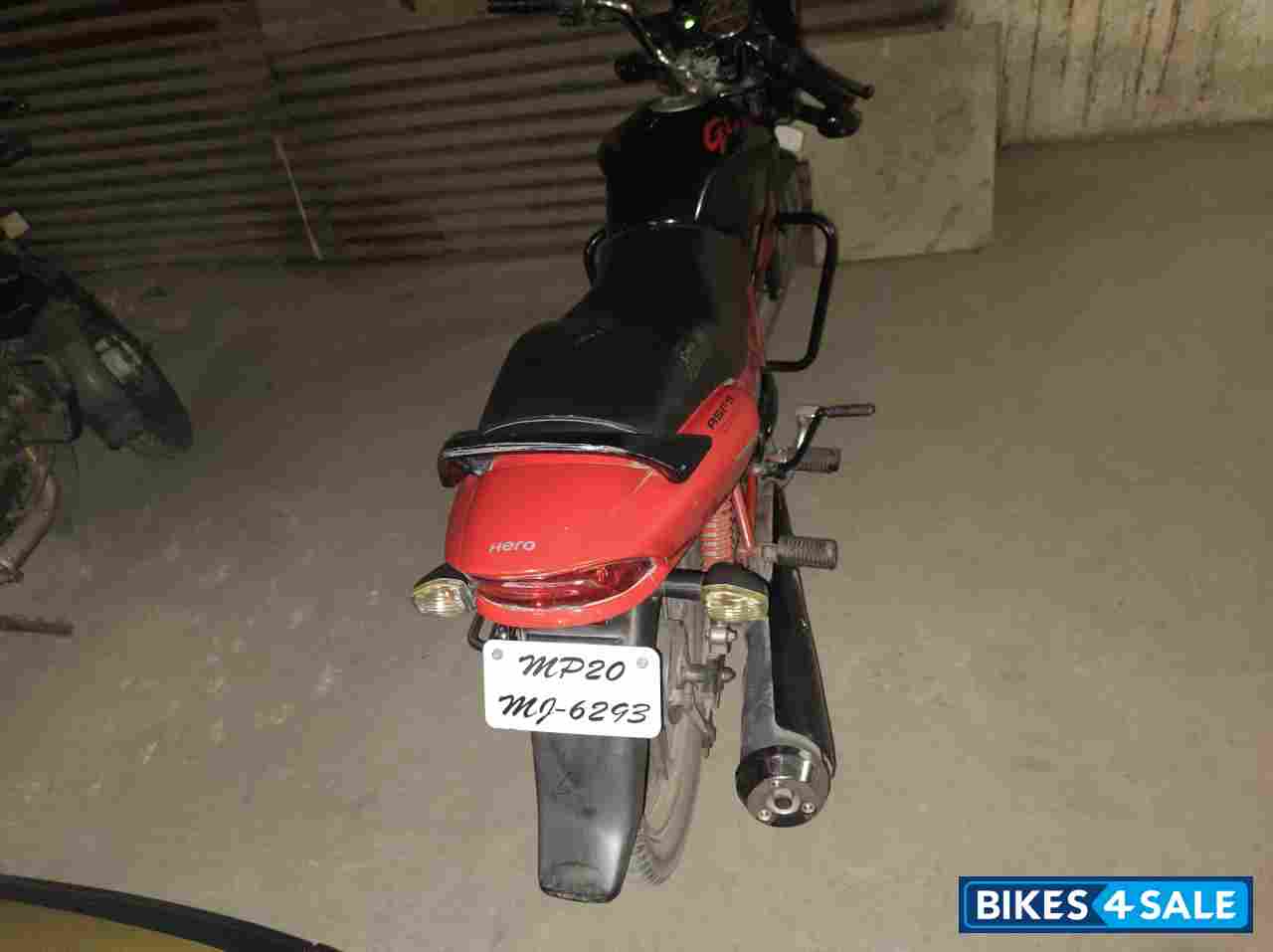 Black Hero Glamour 125