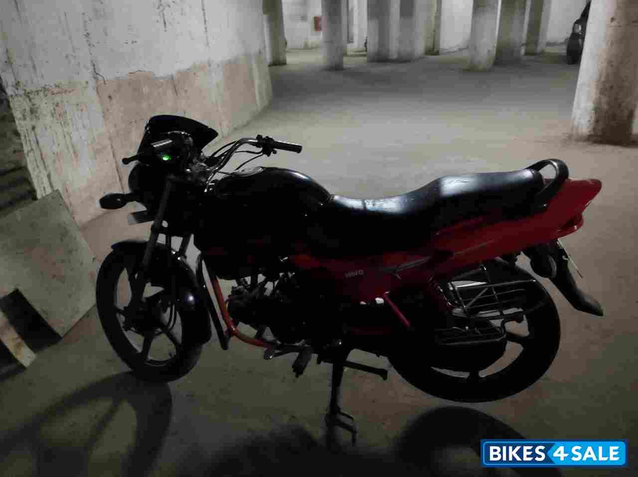 Black Hero Glamour 125