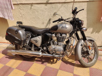 Gunmetal Grey Royal Enfield Classic Gunmetal Grey