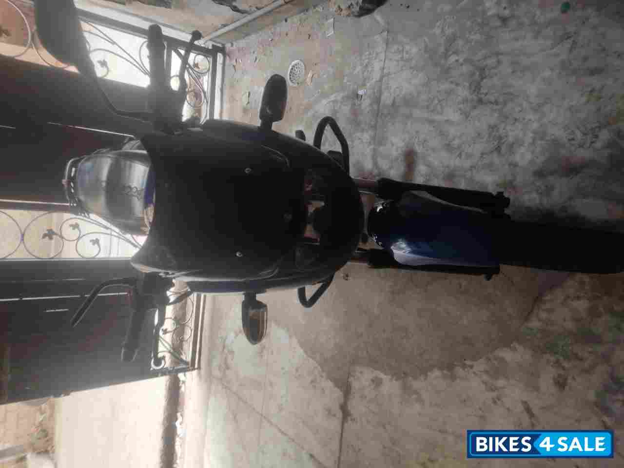 Blue Bajaj Pulsar 150 DTSi