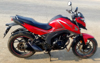Striking Red Honda CB Hornet 160R