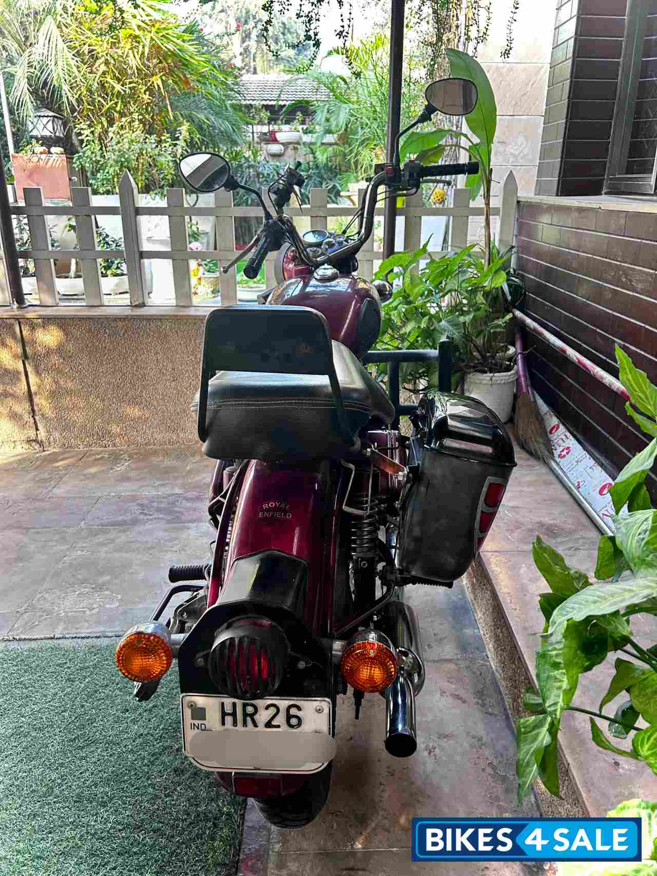 Royal Enfield Classic 500