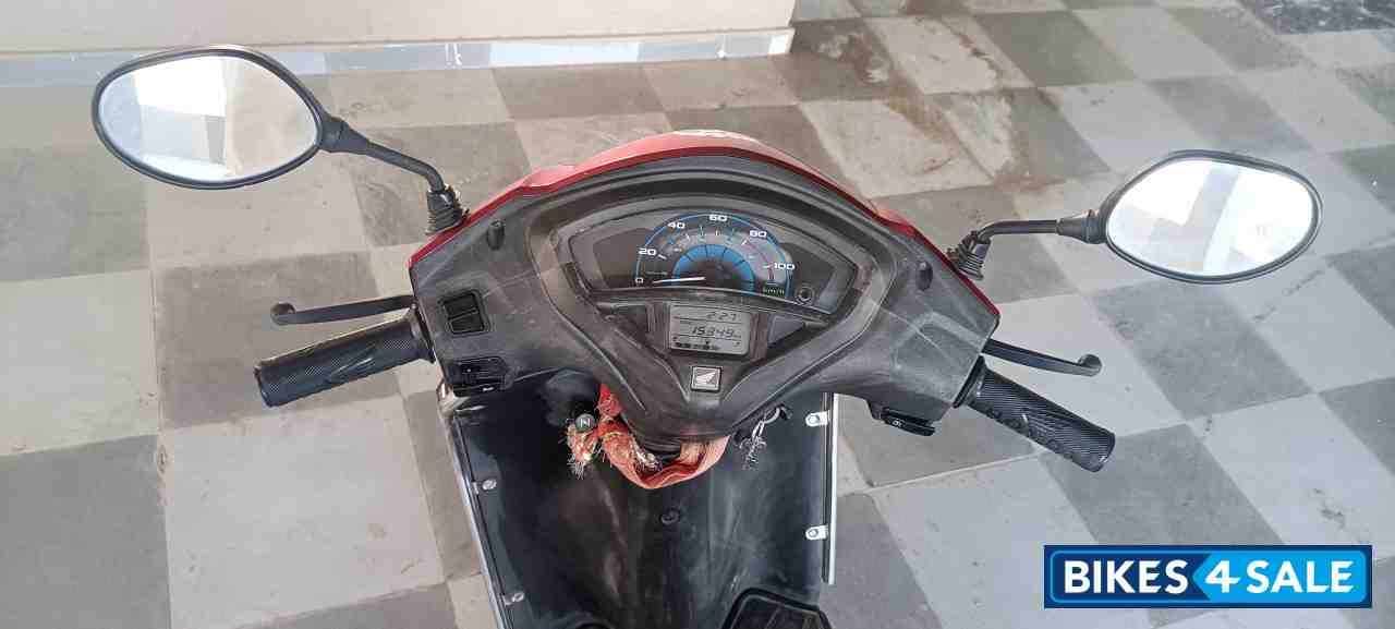 Spartan Red Honda Activa 5G