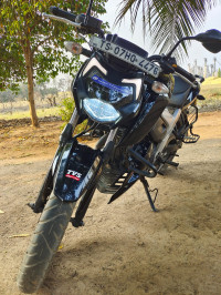 Black TVS Apache RTR 160 4V BS6