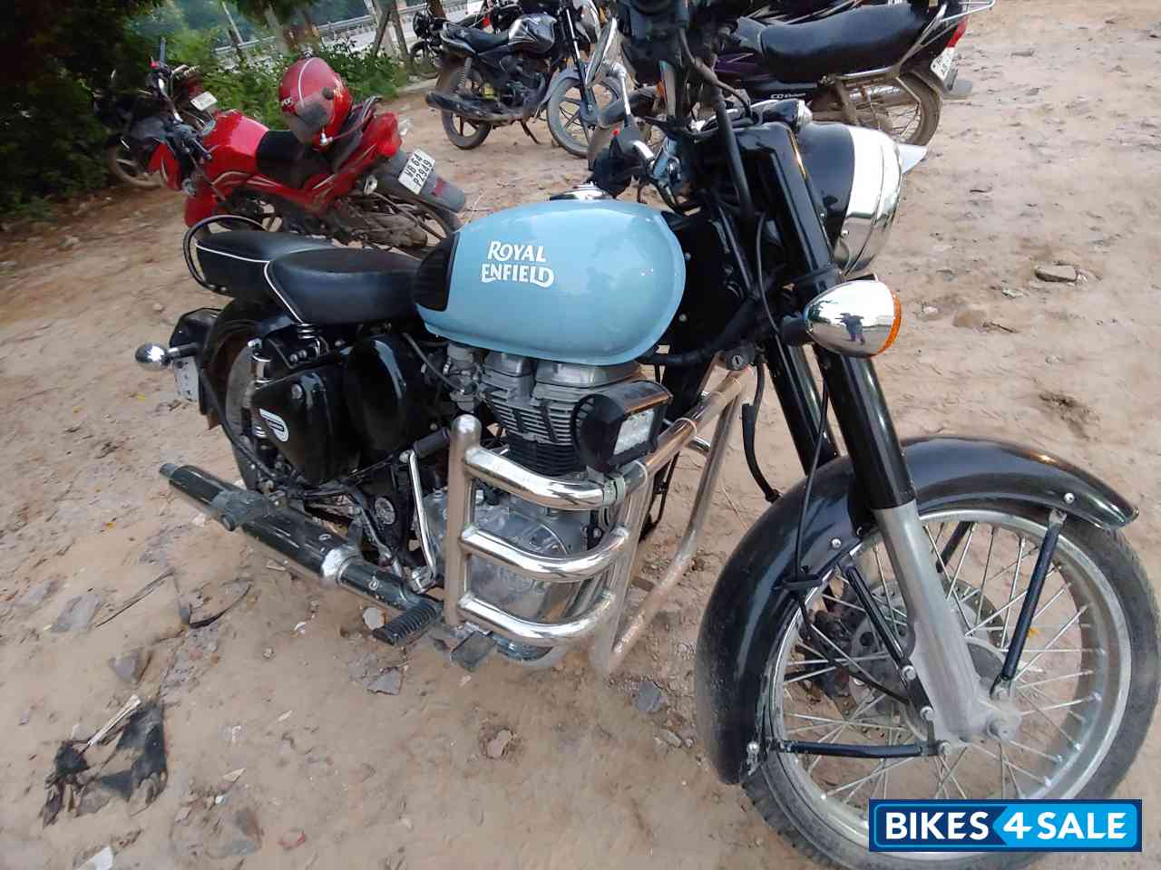 Royal Enfield Classic 350 Redditch Blue