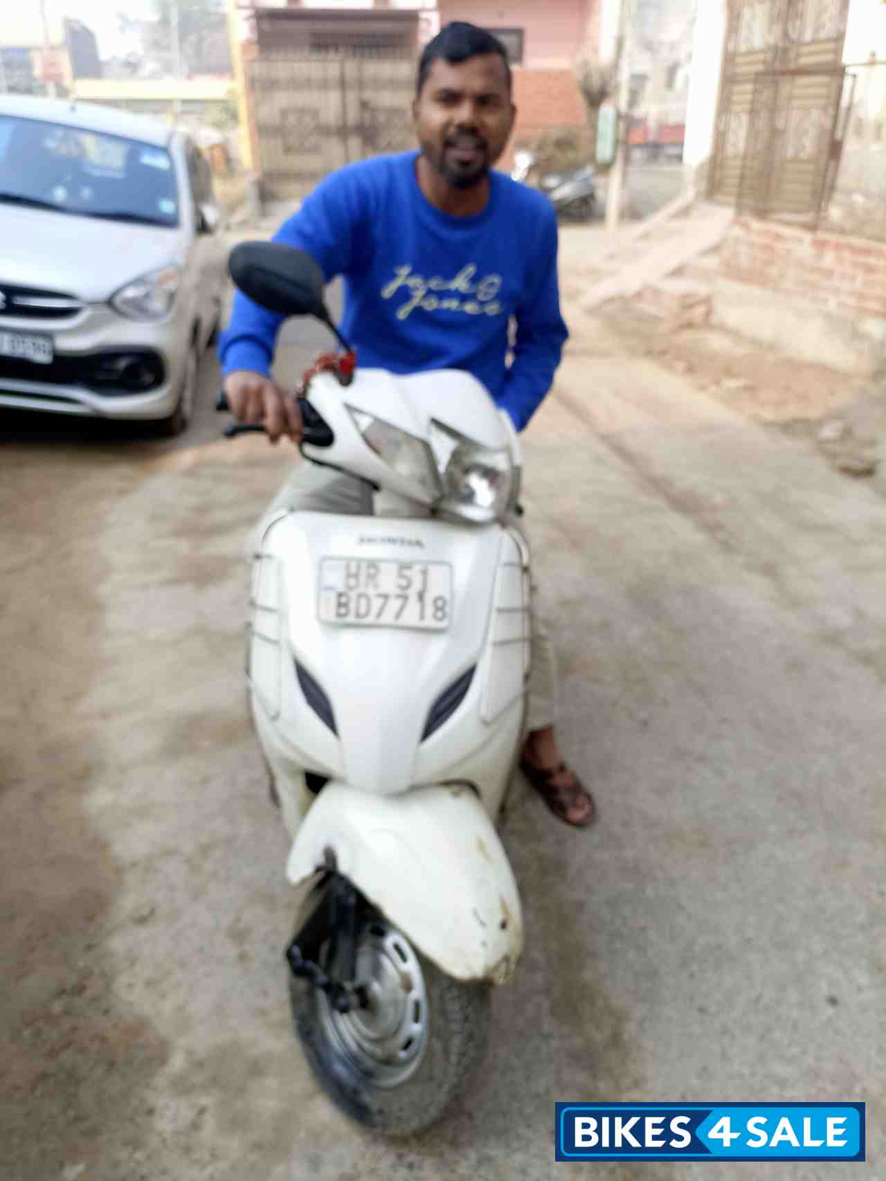 White Honda Activa 3G