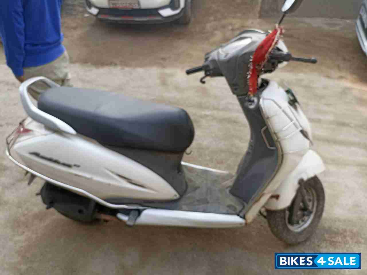 White Honda Activa 3G