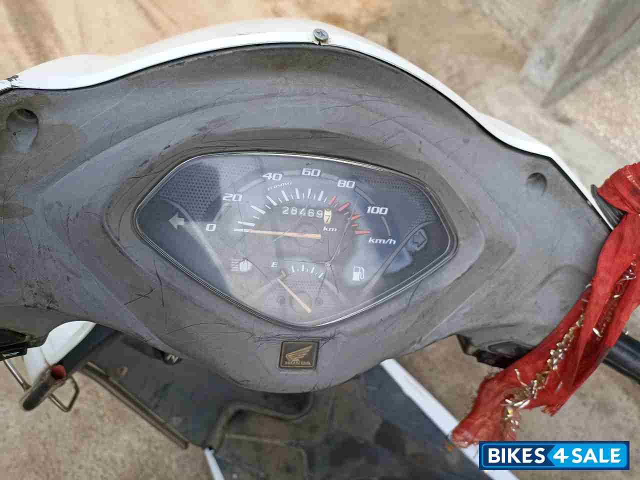 White Honda Activa 3G