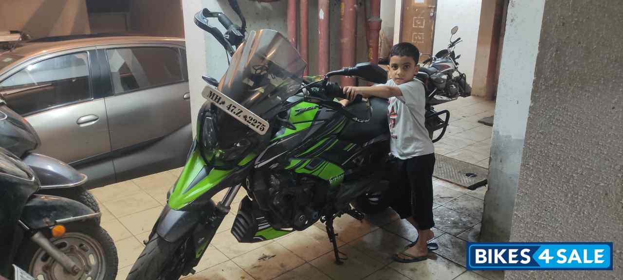 Bajaj Dominar 400 Disc