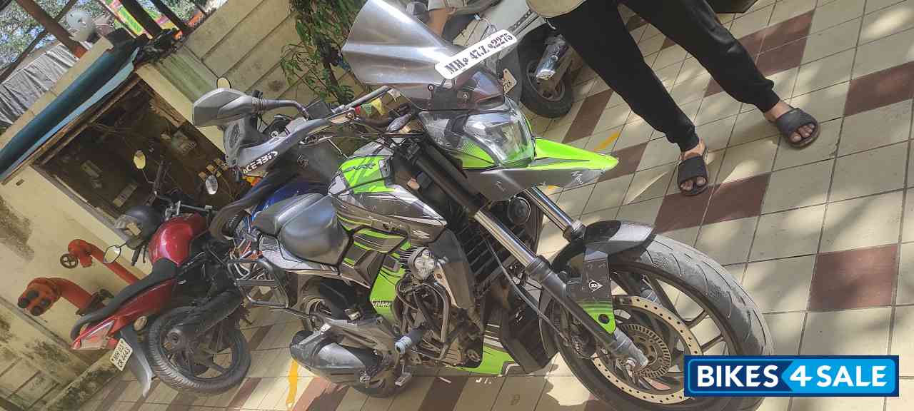 Bajaj Dominar 400 Disc